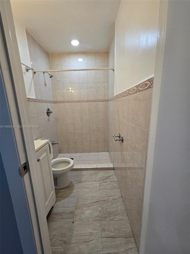 Building Photo - 15829 SW 140th St