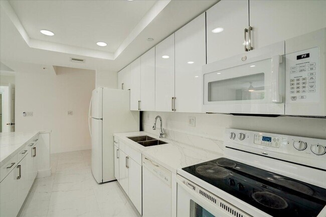 Building Photo - 9805 NW 52nd St