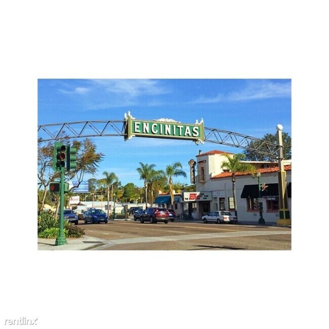 Building Photo - 2 br, 1 bath Apartment - 710 3rd St