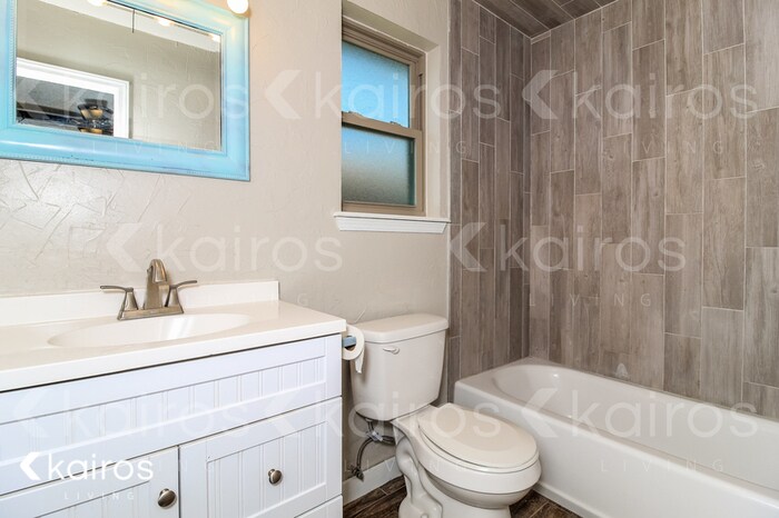 Building Photo - 8202 Laredo Trail