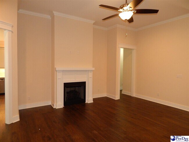 Building Photo - 3750 Tetbury St
