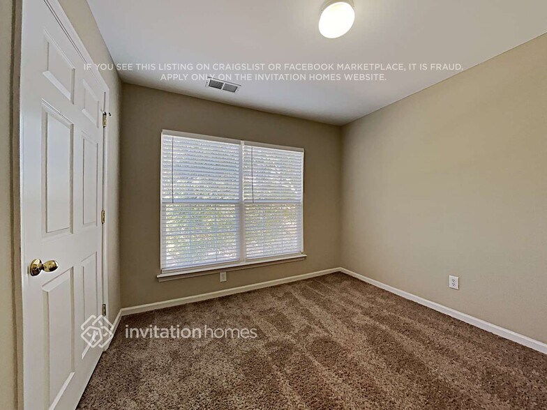 Building Photo - 105 N Audubon Ave