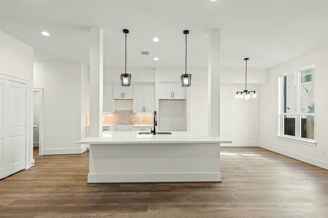 Building Photo - 1807 Palmetto Landing Dr