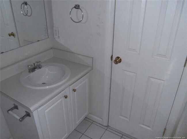 Building Photo - 2937 Piney Mountain Dr