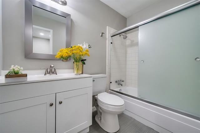 Building Photo - 6641 Catalpa Trail