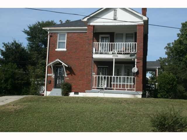 Building Photo - 1596 Jackson Ave