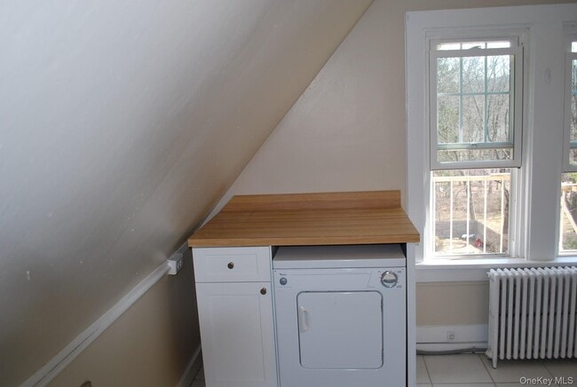 Building Photo - 35 Oakland Ave