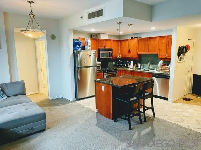 Building Photo - 1240 India St