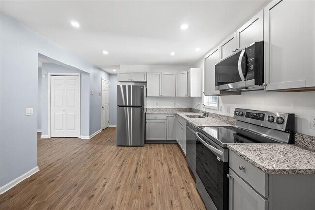 Primary Photo - 148 Chad Brown St