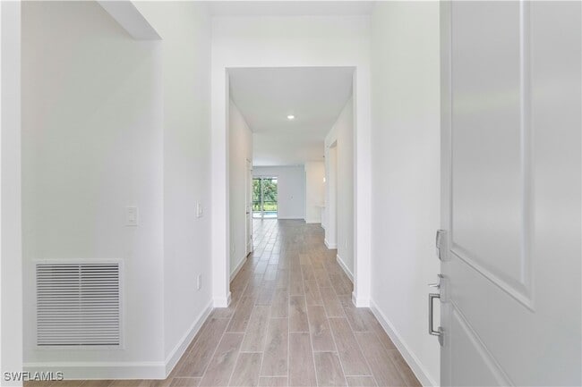 Building Photo - 15077 Jadestone Dr