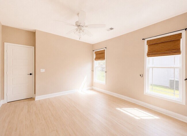 Building Photo - 174 Ryan Nicholas Dr