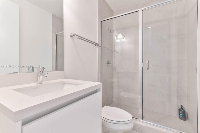 Building Photo - 7446 NW 99th Ct