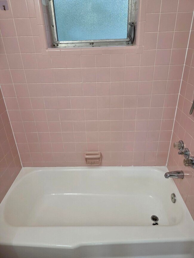 Building Photo - 201 S J St