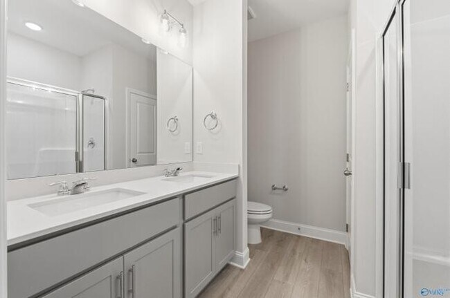Building Photo - Jaguar Hills Rental