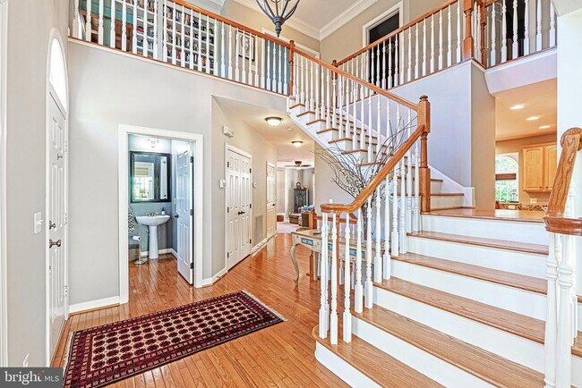 Building Photo - 47333 Middle Bluff Pl