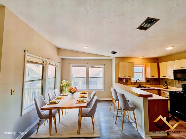 Building Photo - 1006 Wood Creek Dr