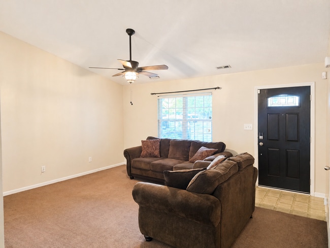 Building Photo - 203 Stockton Ct