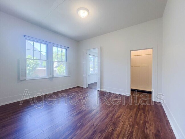 Building Photo - 2205 Hyde St