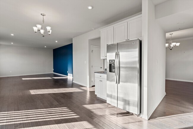 Building Photo - 311 Sunrise Ct