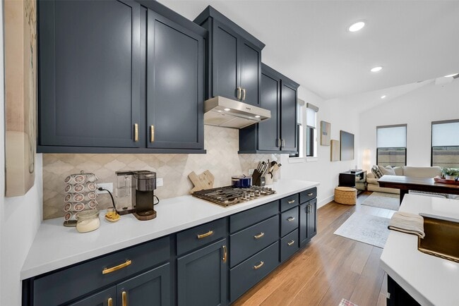 Building Photo - 7222 Grassland Vis Ln