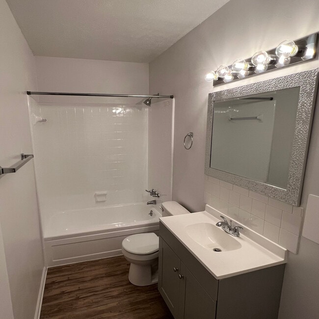 Building Photo - 3405 Westbrook Cir