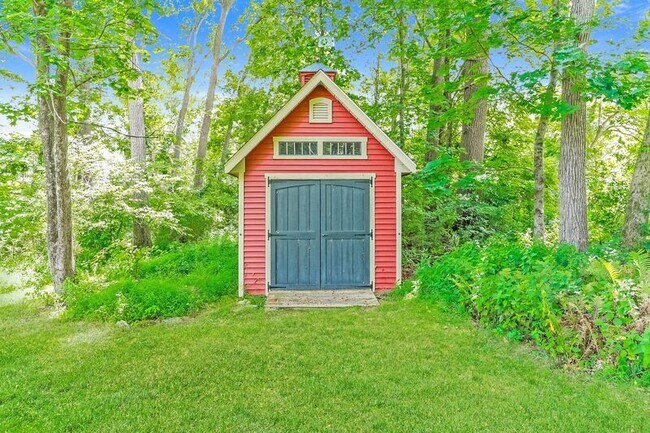Building Photo - 2432 Holicong Rd