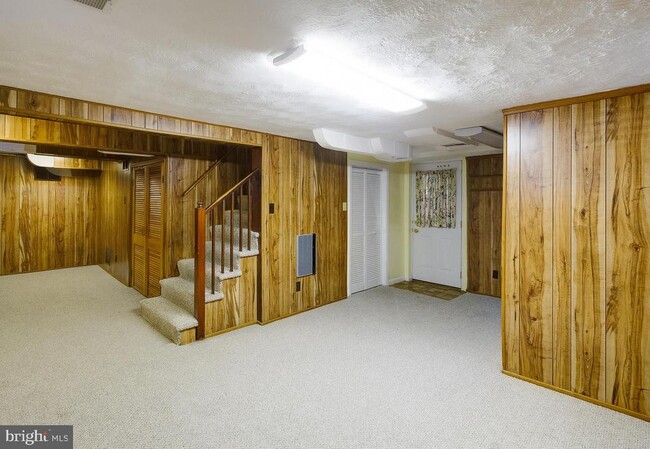 Building Photo - 5408 20th Ave