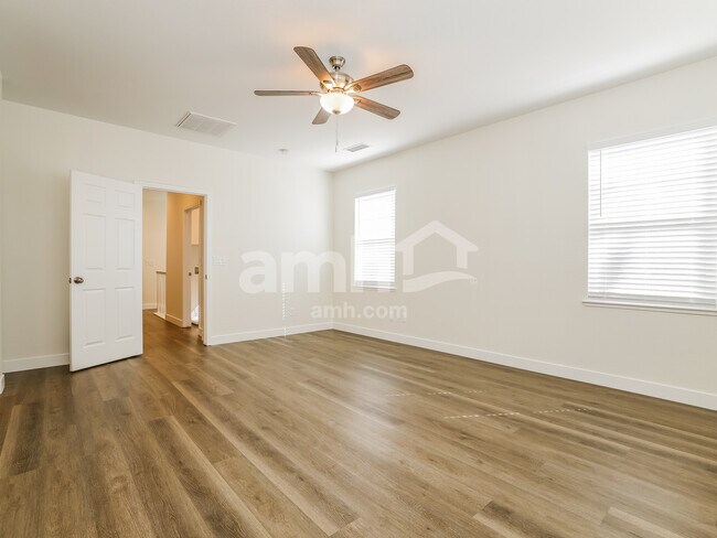 Building Photo - 7065 Sacred Cir