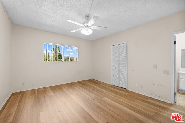 Building Photo - 21219 Roscoe Blvd