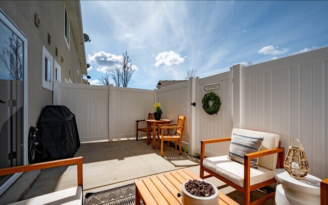 Building Photo - 6157 S 1275 E