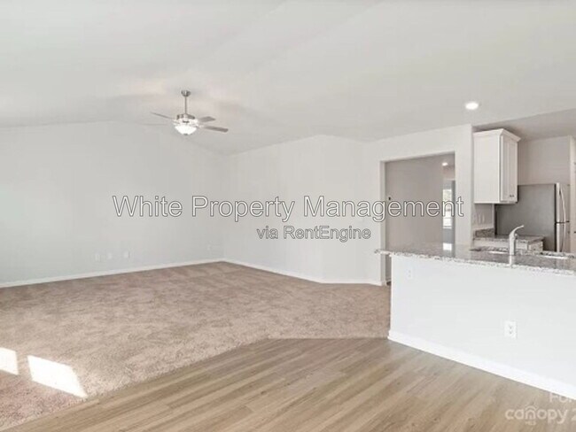 Building Photo - 1637 Nia Rd