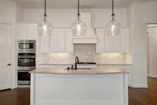 Building Photo - 2850 Sherwood Dr