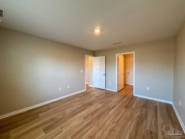 Building Photo - 9639 Angel Oak Dr