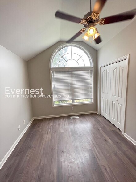 Building Photo - 3800 N Cindy Jo Dr