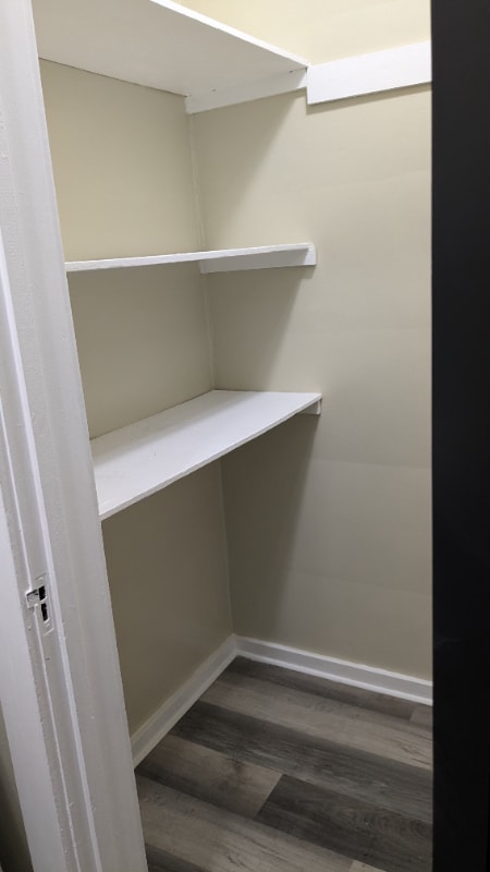 Building Photo - 922 Burdette St