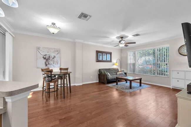 Building Photo - 2231 Golden Oak Ln