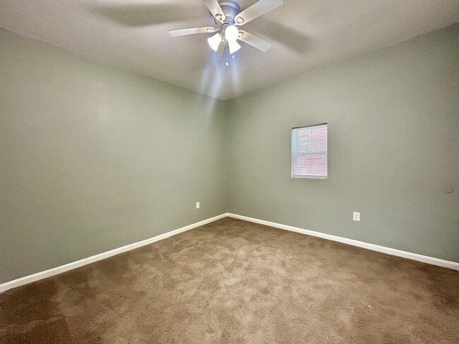 Building Photo - 3062 Kerper Ave