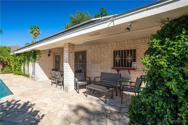 Building Photo - 27 N 33rd St