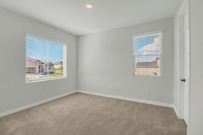 Building Photo - 8730 Thyme Mdw