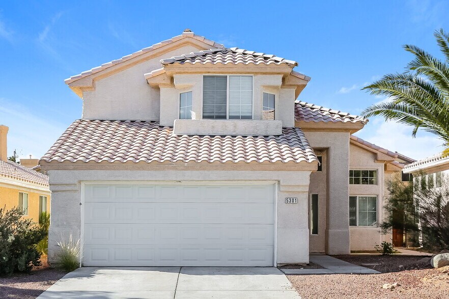 Primary Photo - 5301 White Coyote Pl