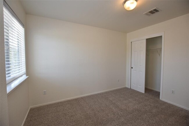 Building Photo - 3305 Winding River Trail
