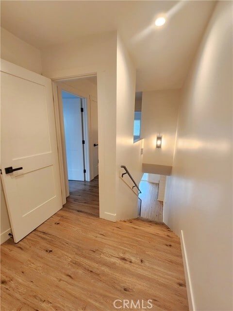 Building Photo - 120 S Francisca Ave