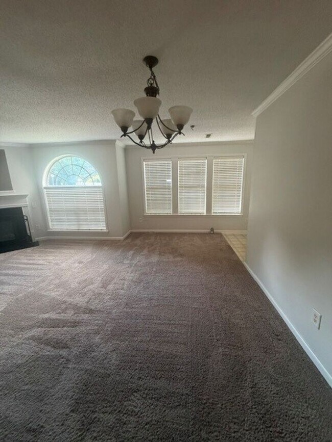 Building Photo - 4290 Cedarcroft Ct