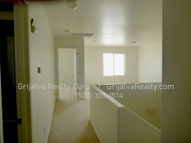 Building Photo - 4 BD, 3 BA Two-Story Home in Los Arroyos for Rent **MOVE-IN SPECIAL ** (Old Nogales Hwy/Calle Verde)