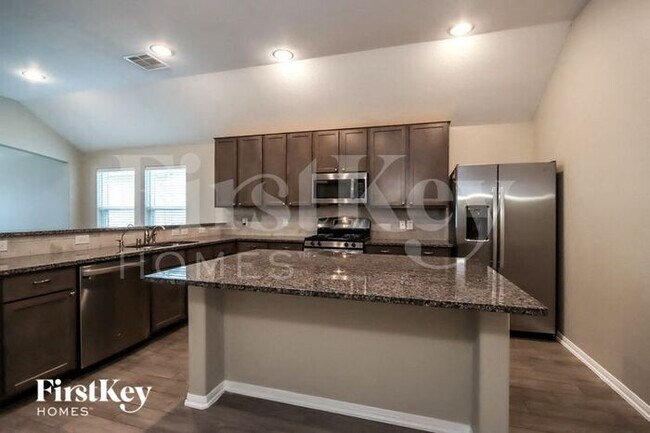 Building Photo - 16365 Olive Sparrow Dr
