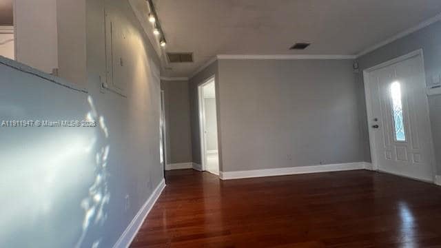 Building Photo - 2201 N 56th Terrace