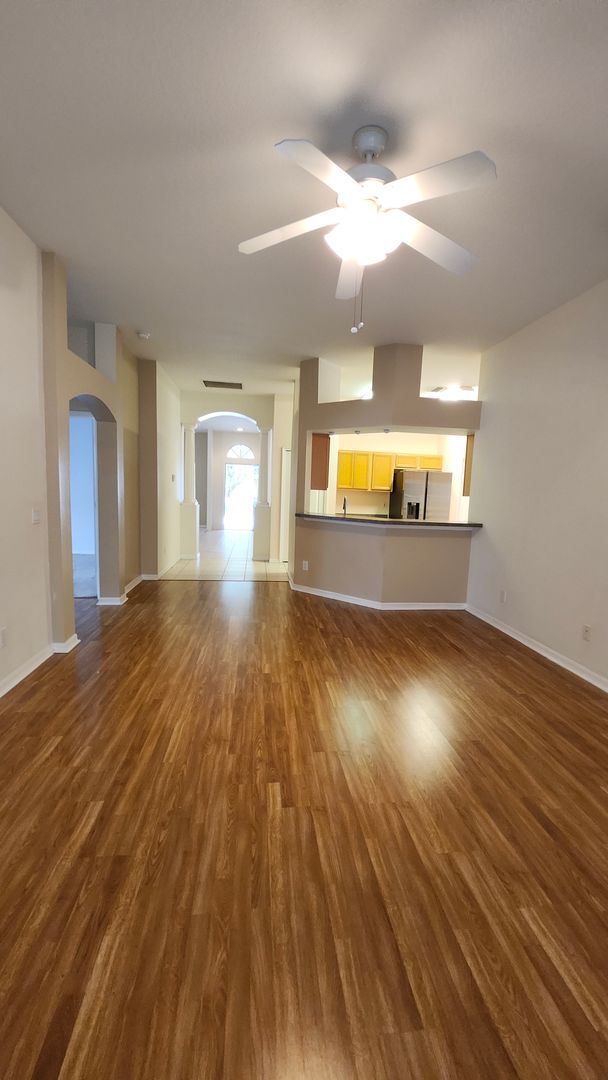 Building Photo - 1813 Greystone Heights Dr