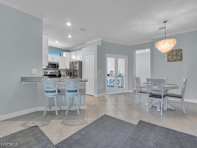 Building Photo - 14087 Winding Cedar Wy