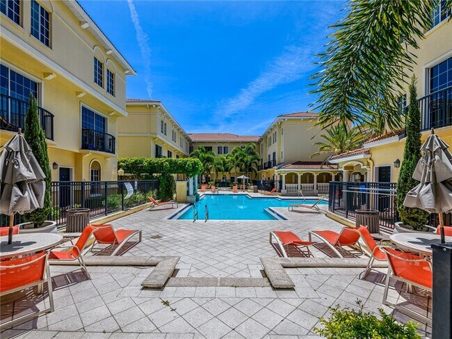 Building Photo - 131 Grand Beach Pl