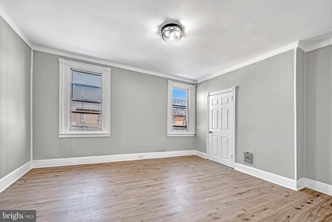 Building Photo - 25 Adella Ave